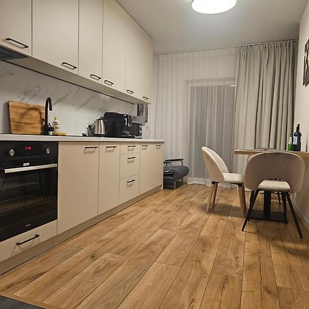 City Sense New Apartments - Main Station And City Center Вроцлав Екстер'єр фото