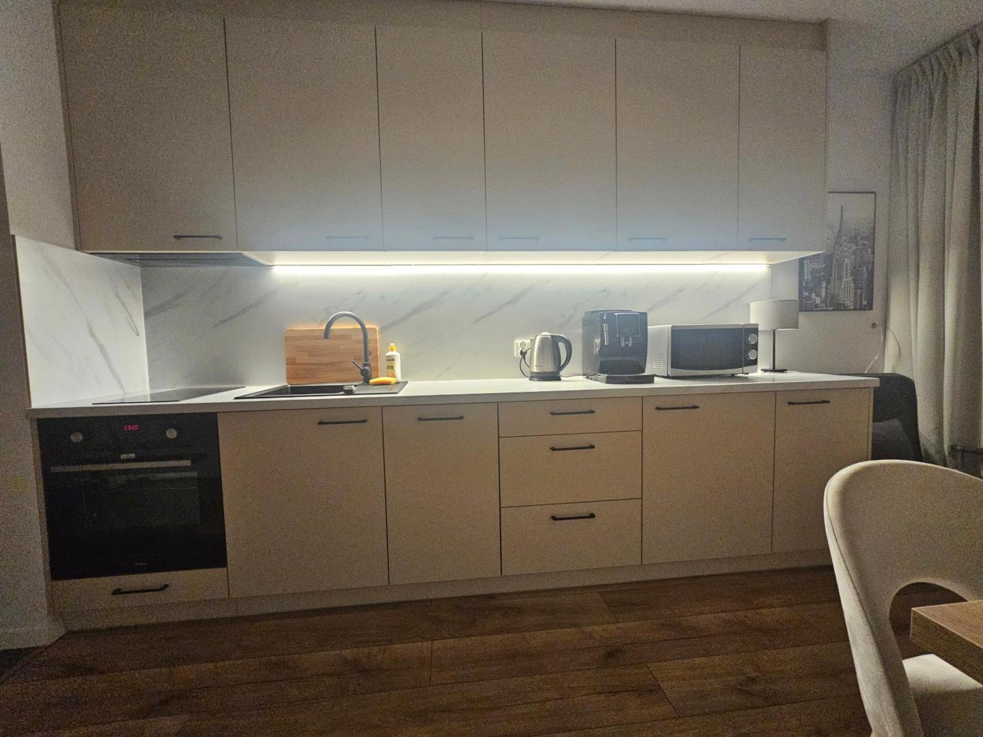 City Sense New Apartments - Main Station And City Center Вроцлав Екстер'єр фото