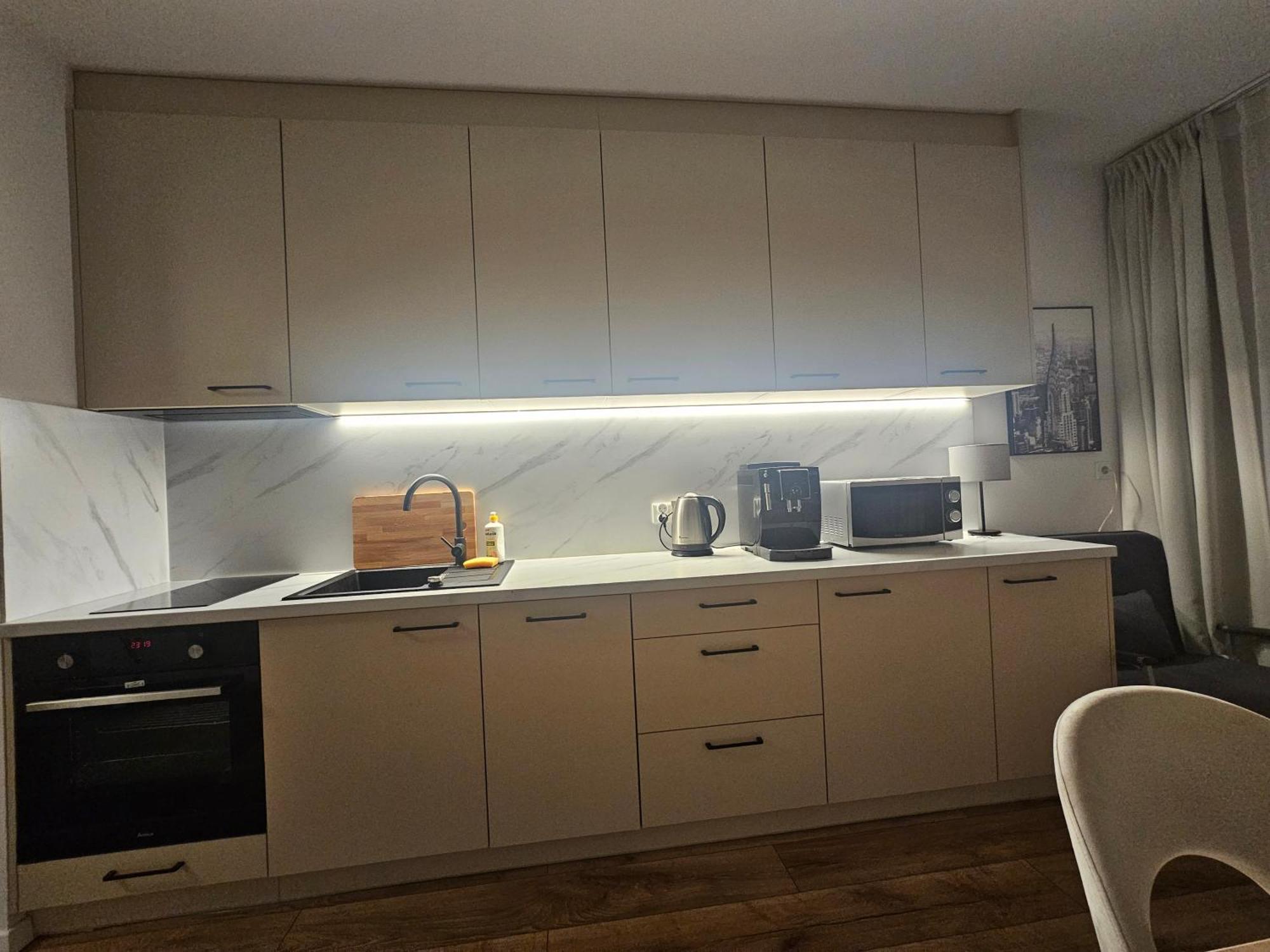 City Sense New Apartments - Main Station And City Center Вроцлав Екстер'єр фото