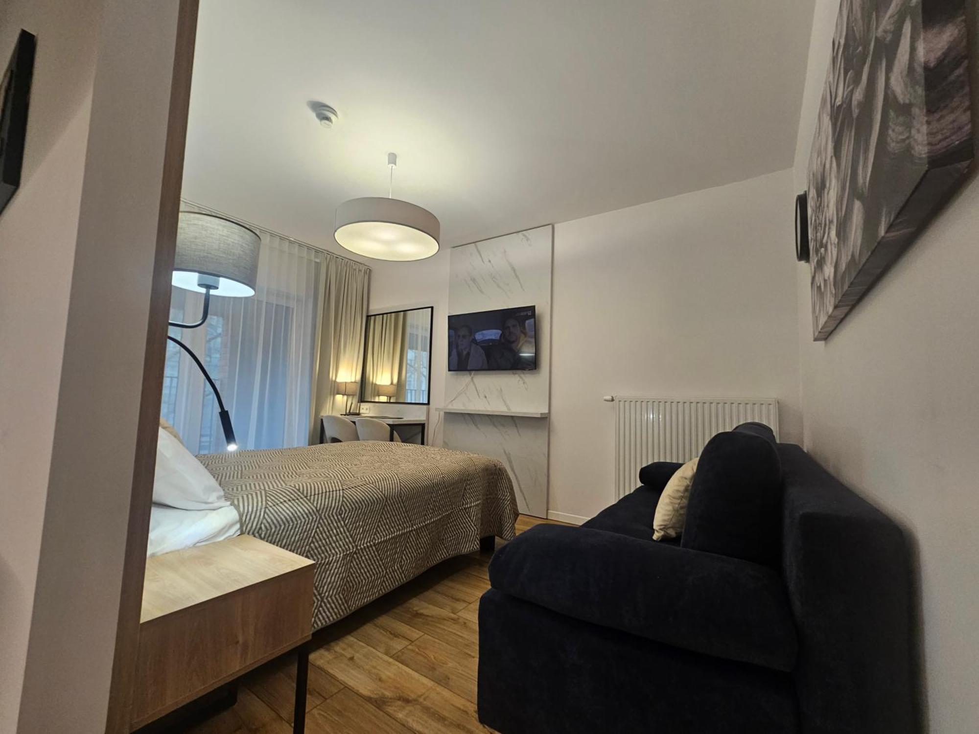 City Sense New Apartments - Main Station And City Center Вроцлав Екстер'єр фото