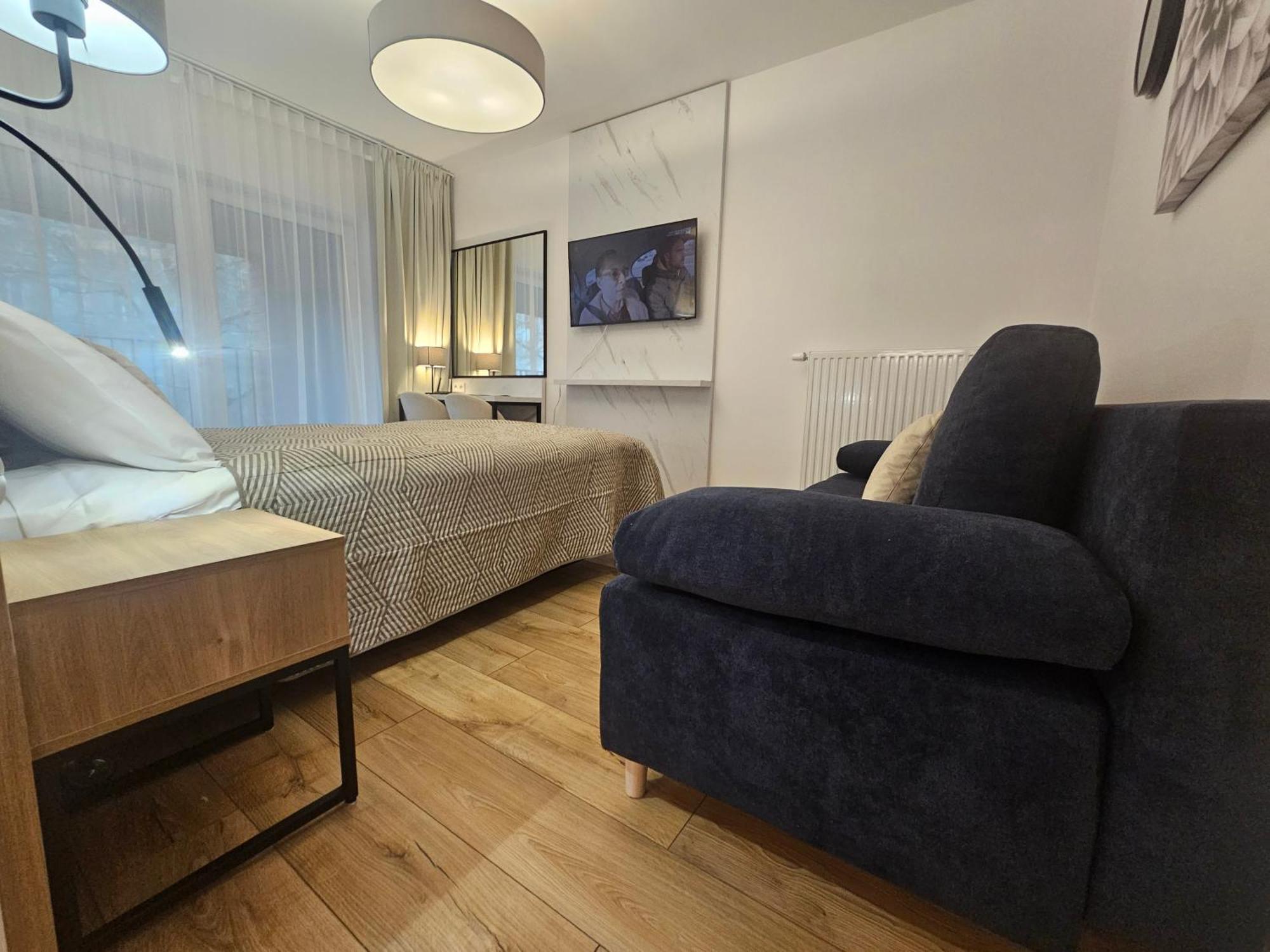 City Sense New Apartments - Main Station And City Center Вроцлав Екстер'єр фото