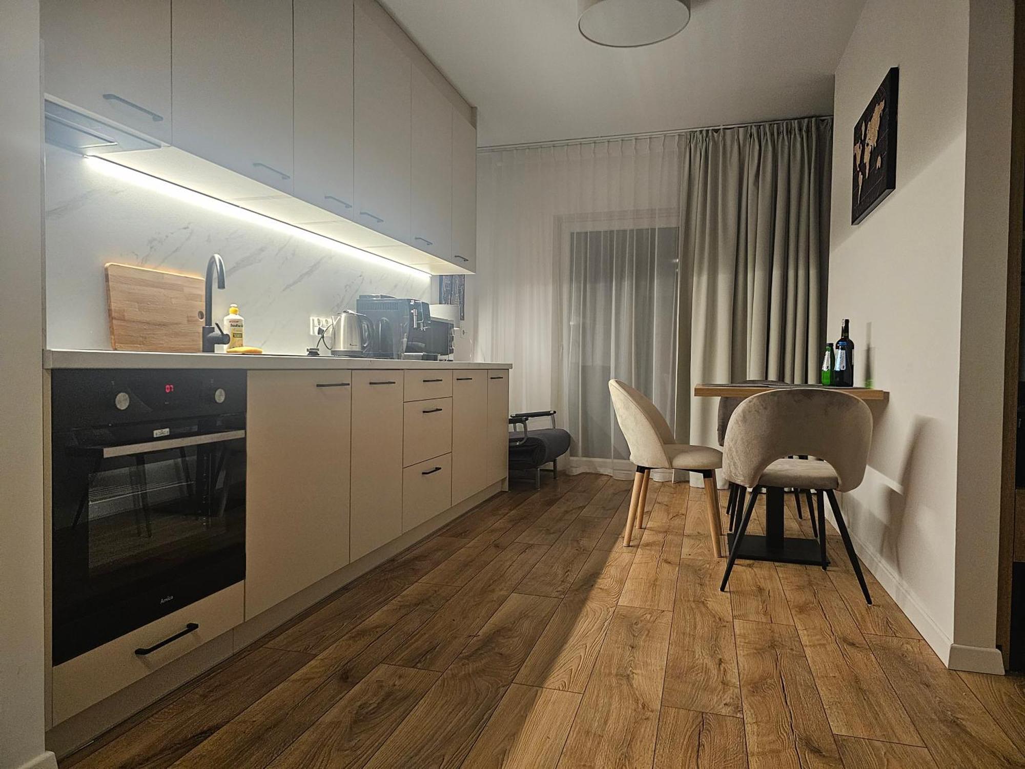 City Sense New Apartments - Main Station And City Center Вроцлав Екстер'єр фото