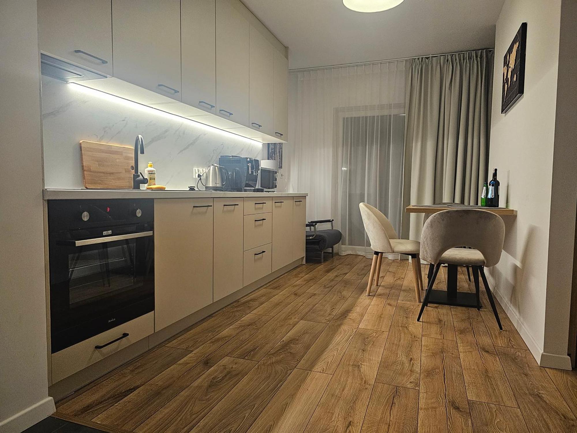 City Sense New Apartments - Main Station And City Center Вроцлав Екстер'єр фото