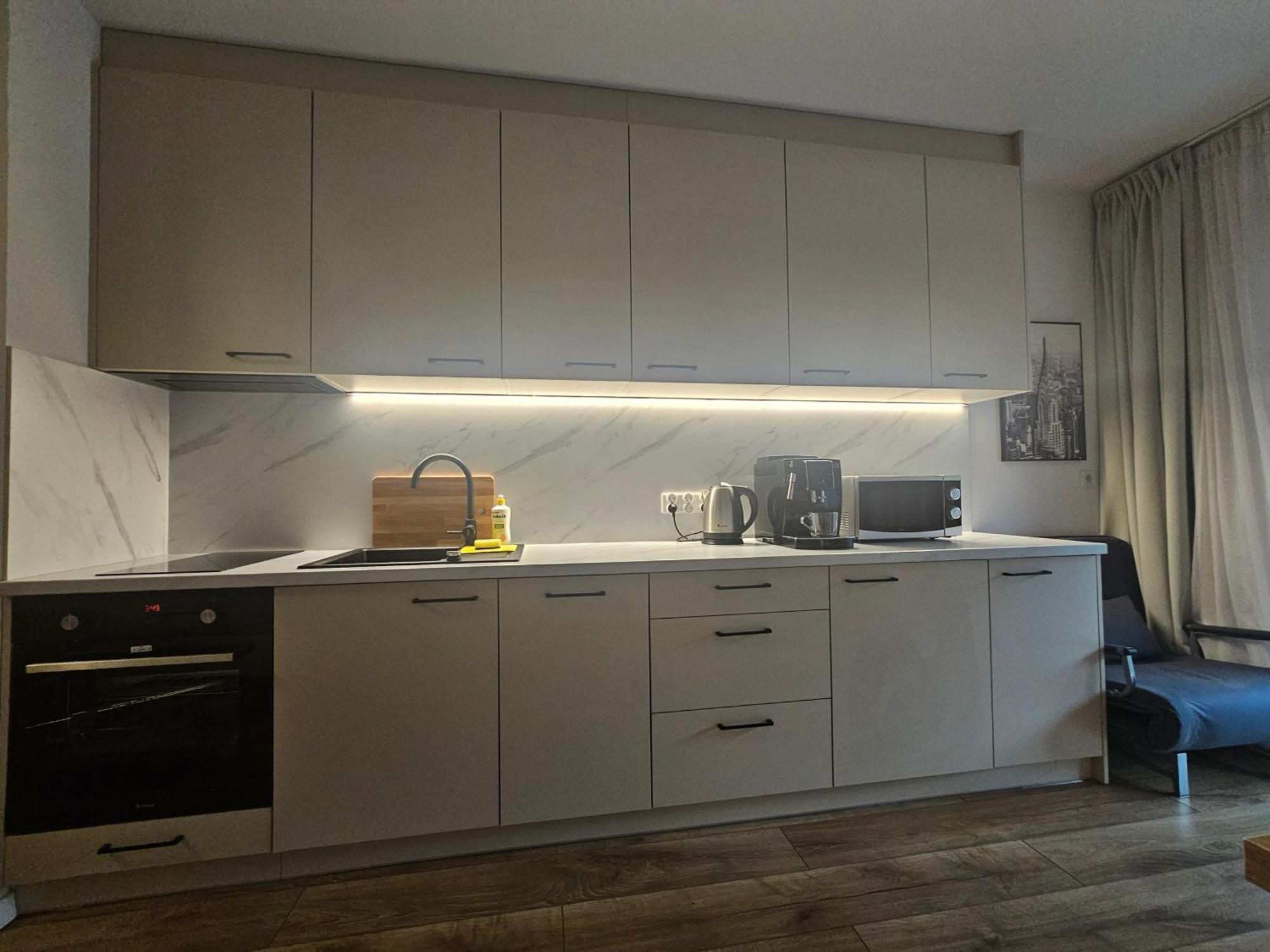 City Sense New Apartments - Main Station And City Center Вроцлав Екстер'єр фото