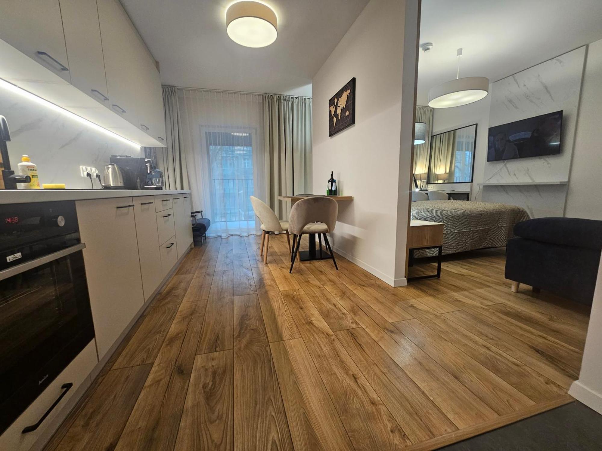 City Sense New Apartments - Main Station And City Center Вроцлав Екстер'єр фото