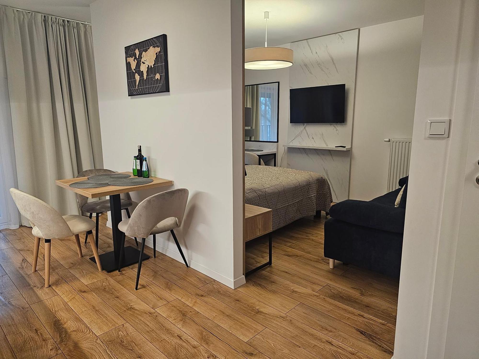 City Sense New Apartments - Main Station And City Center Вроцлав Екстер'єр фото