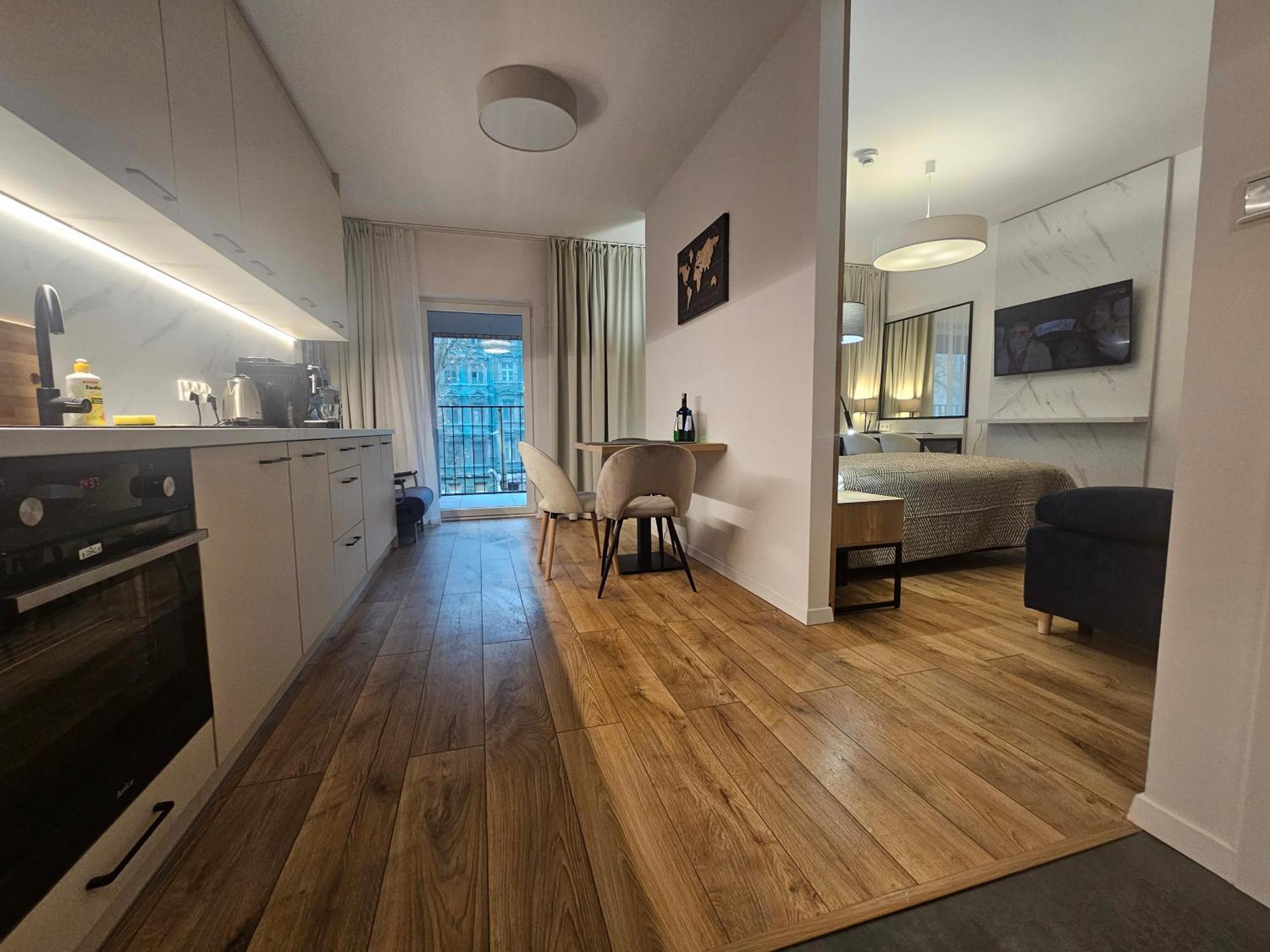 City Sense New Apartments - Main Station And City Center Вроцлав Екстер'єр фото